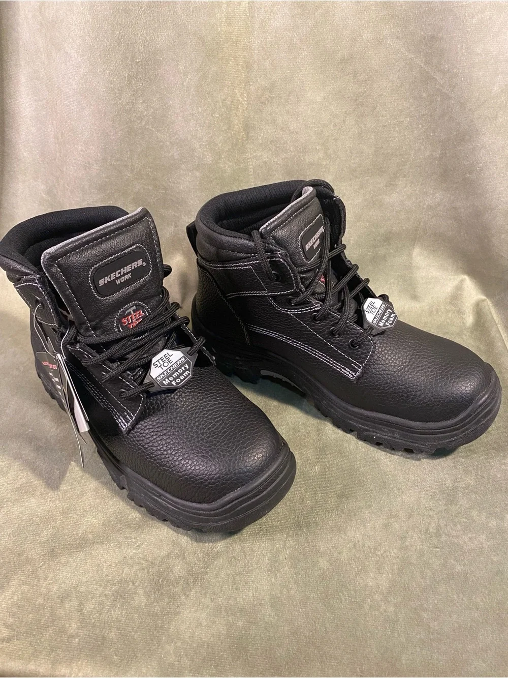 Skechers Work Men's Black Lace-Up Steel Toe Boots Sz 8.5 new